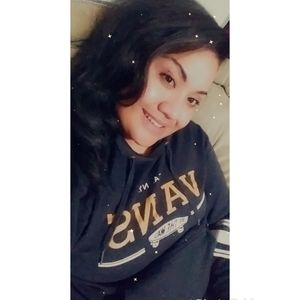 Meet your Posher, Ivanelle